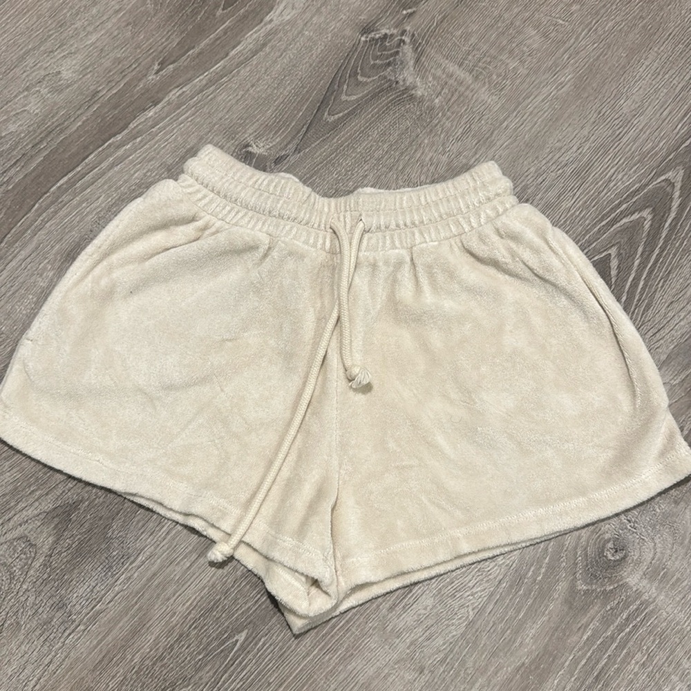 Wilfred Free beige terry cloth shorts